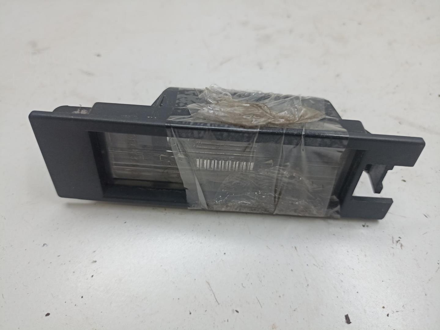 Фонарь подсветки номера