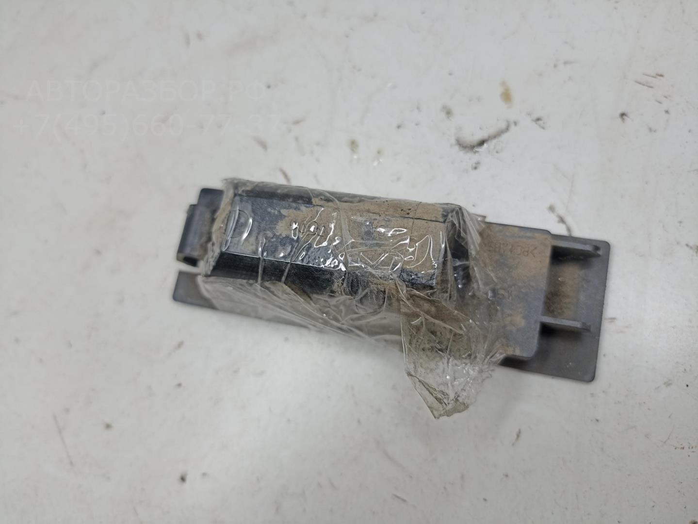 Фонарь подсветки номера