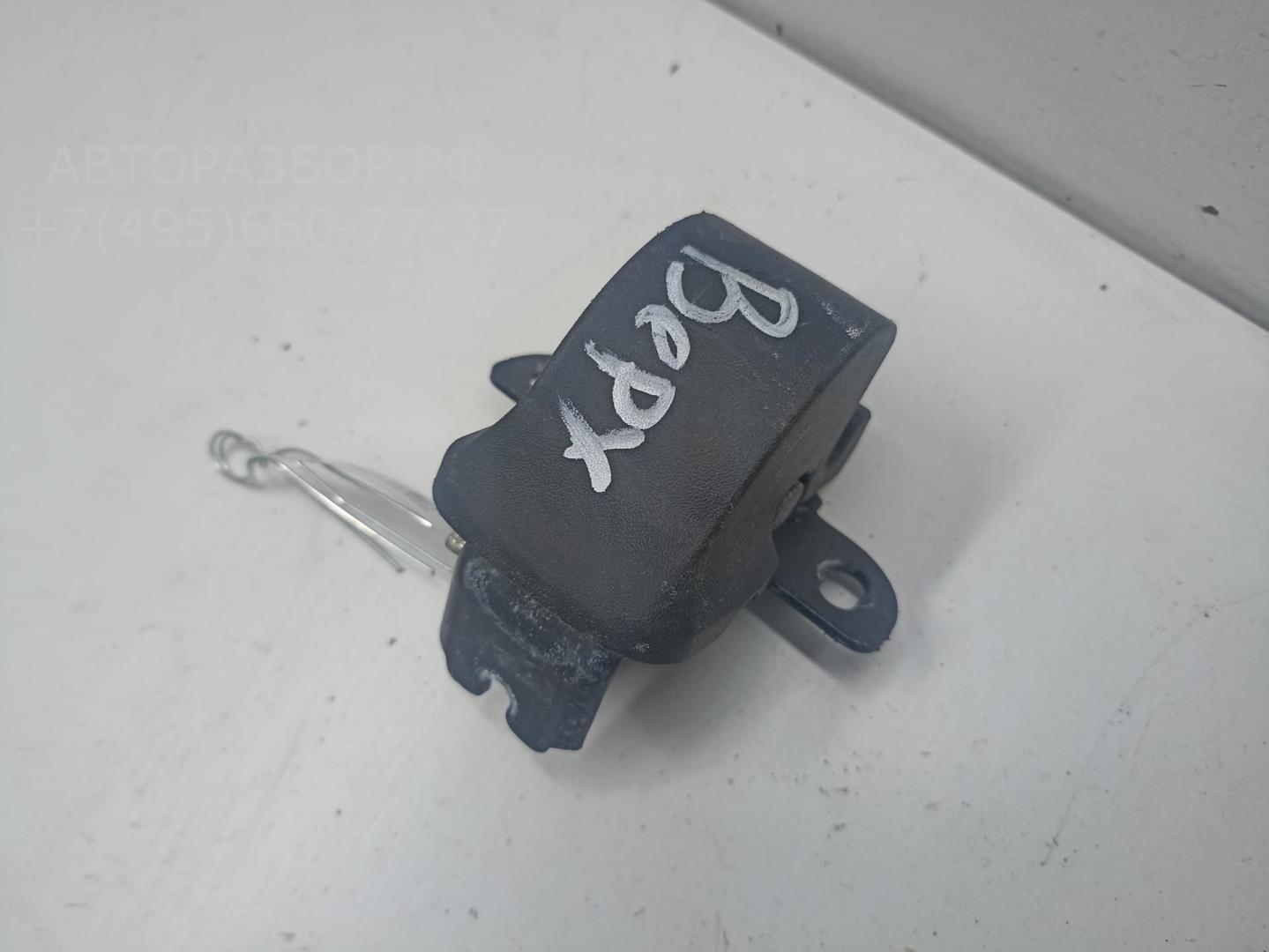 Замок двери задней левой