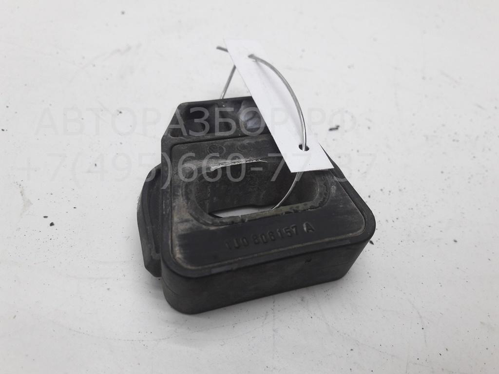 Кронштейн радиатора