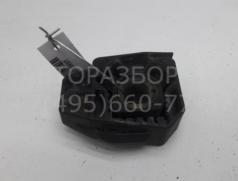 Кронштейн радиатора