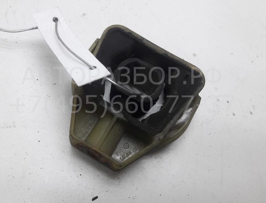 Кронштейн радиатора