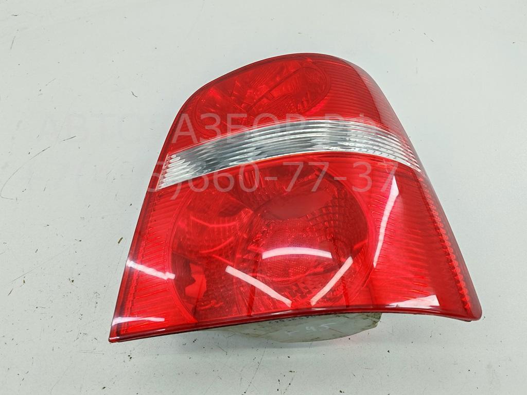 Фонарь задний правый