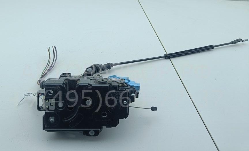 Замок двери задней правой