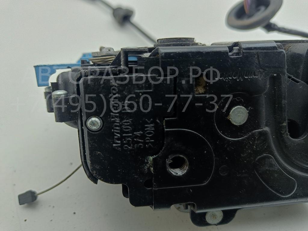 Замок двери задней левой