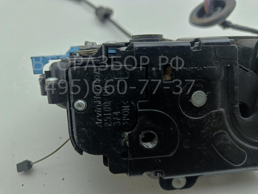 Замок двери задней левой