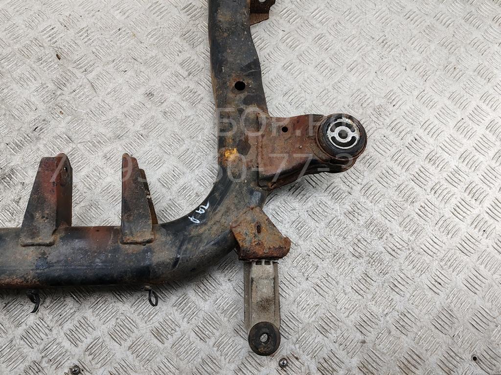 Балка подмоторная