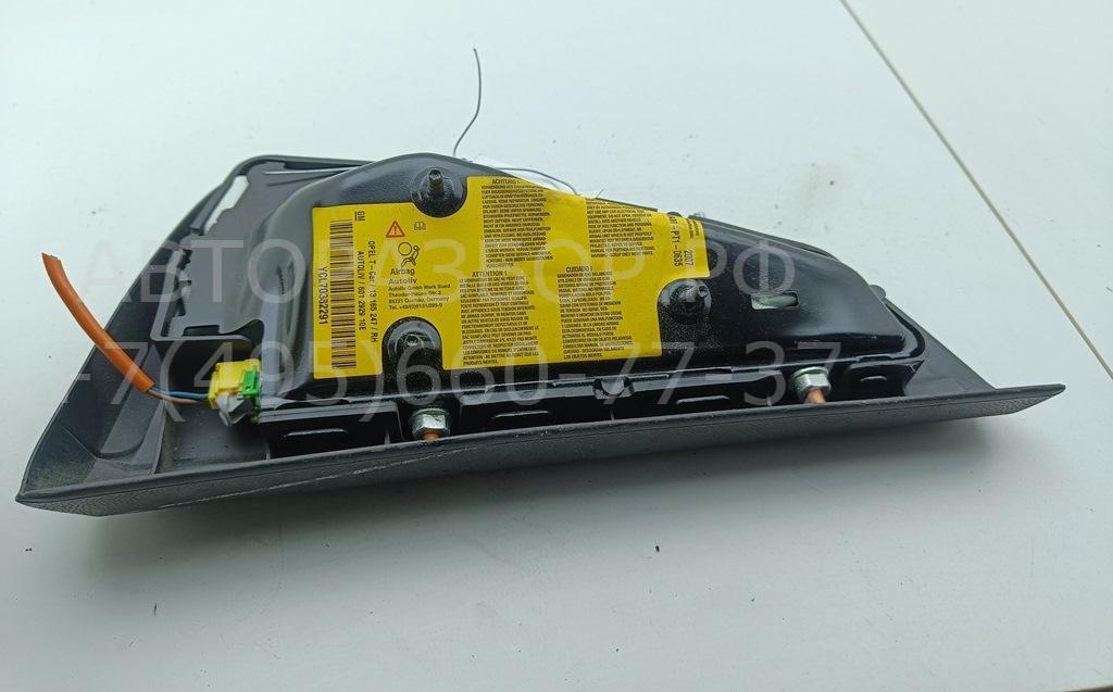 Подушка безопасности боковая (в сиденье)