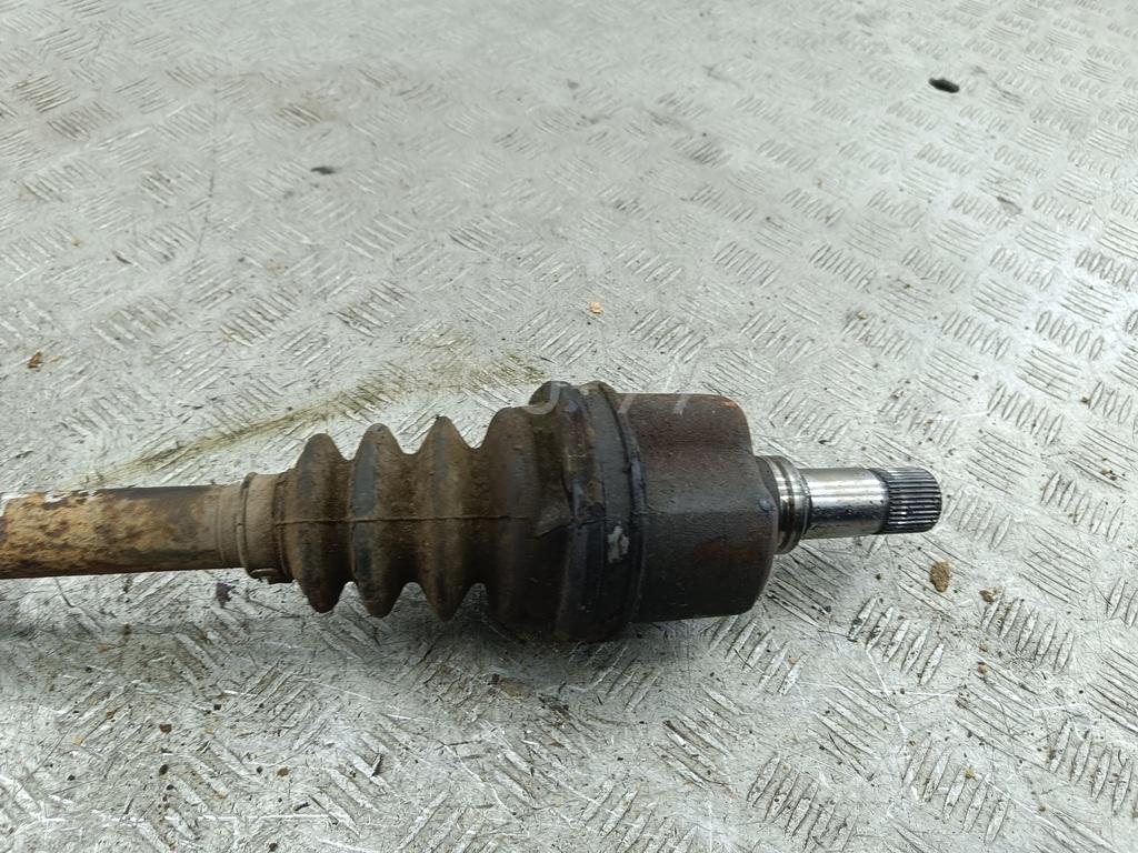 Полуось передняя левая