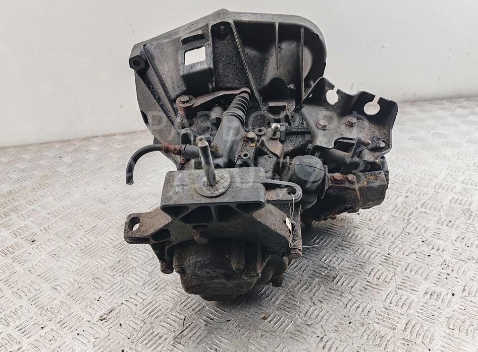 МКПП (механическая коробка переключения передач)