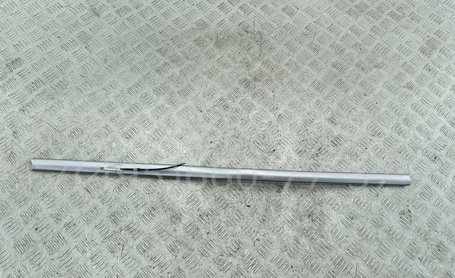 Молдинг заднего крыла правого