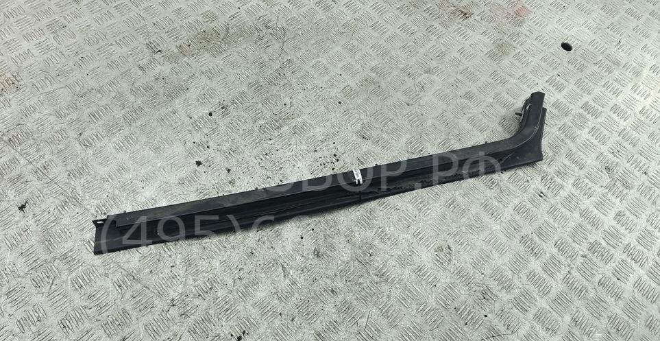 Направляющая двери сдвижной