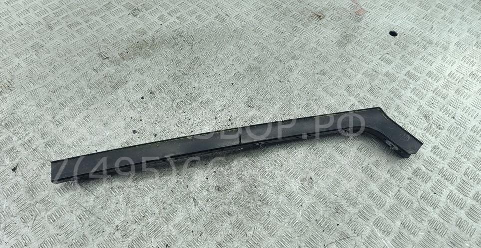 Направляющая двери сдвижной