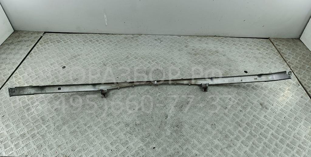 Планка под фару левая