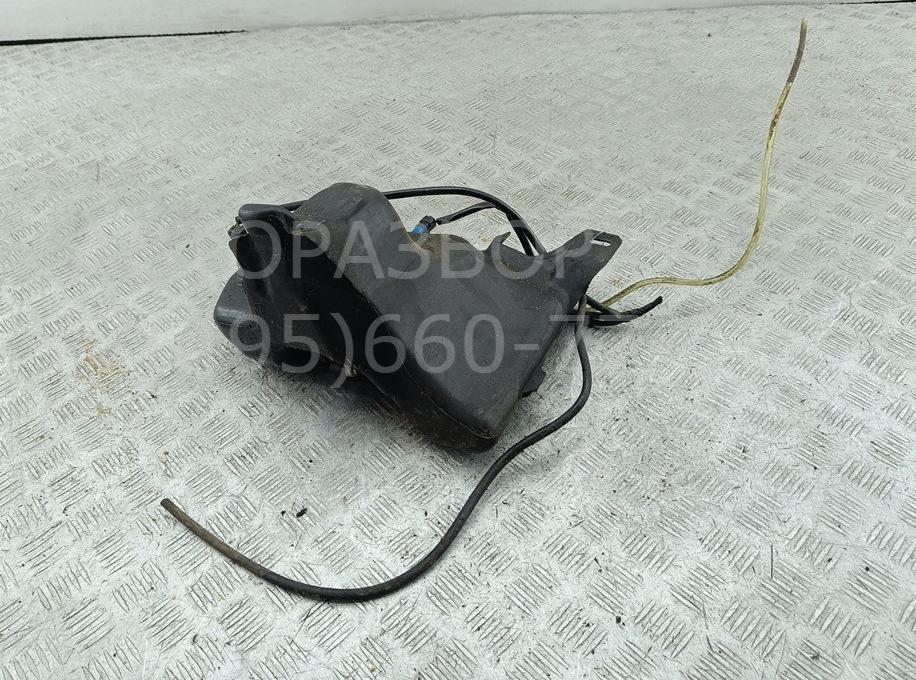 Бачок омывателя лобового стекла