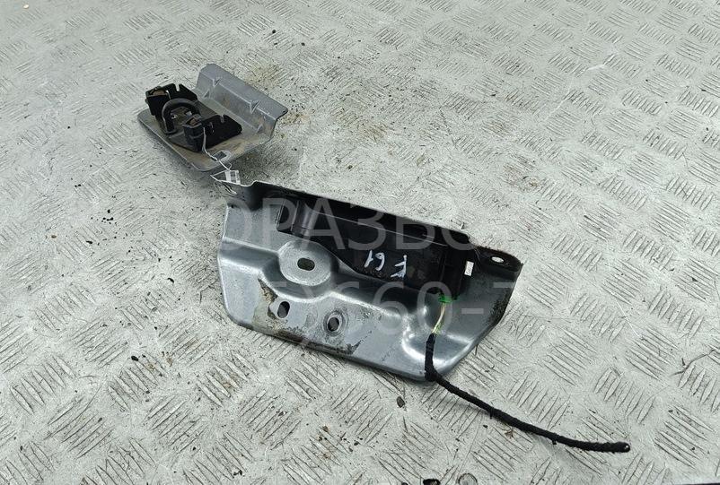 Замок багажника