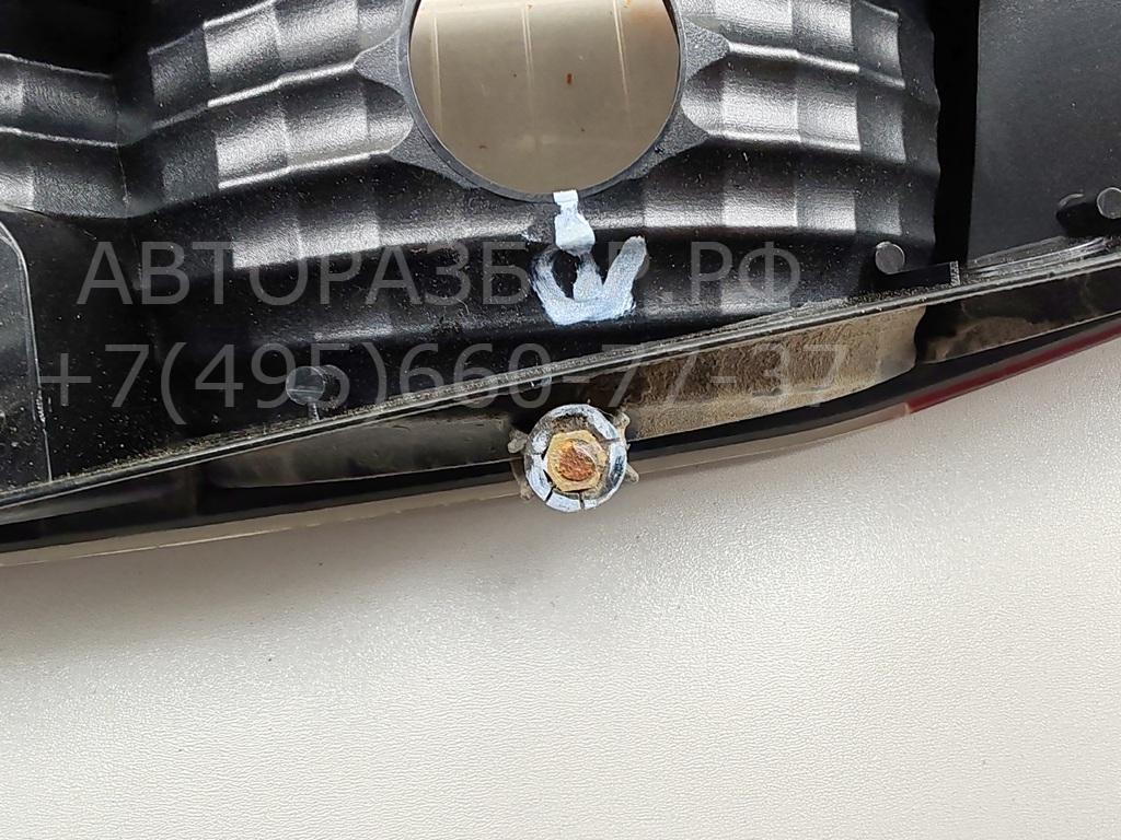 Фонарь задний левый