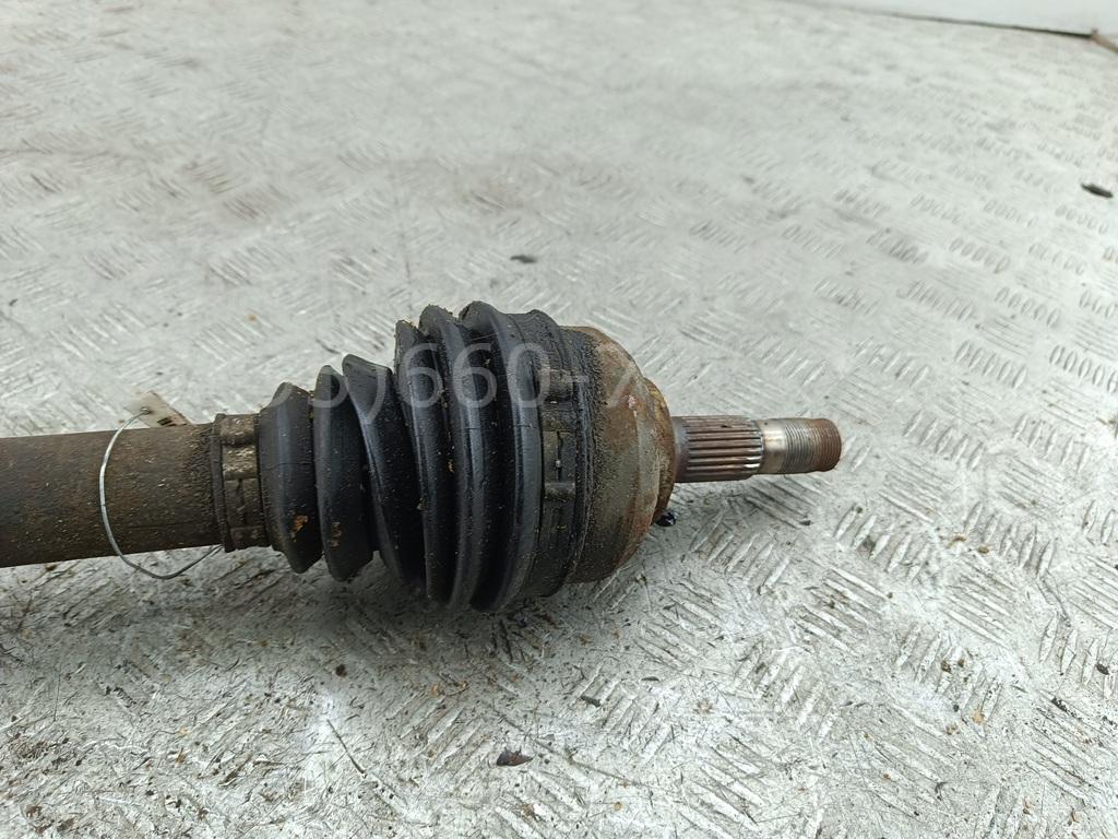Полуось передняя левая