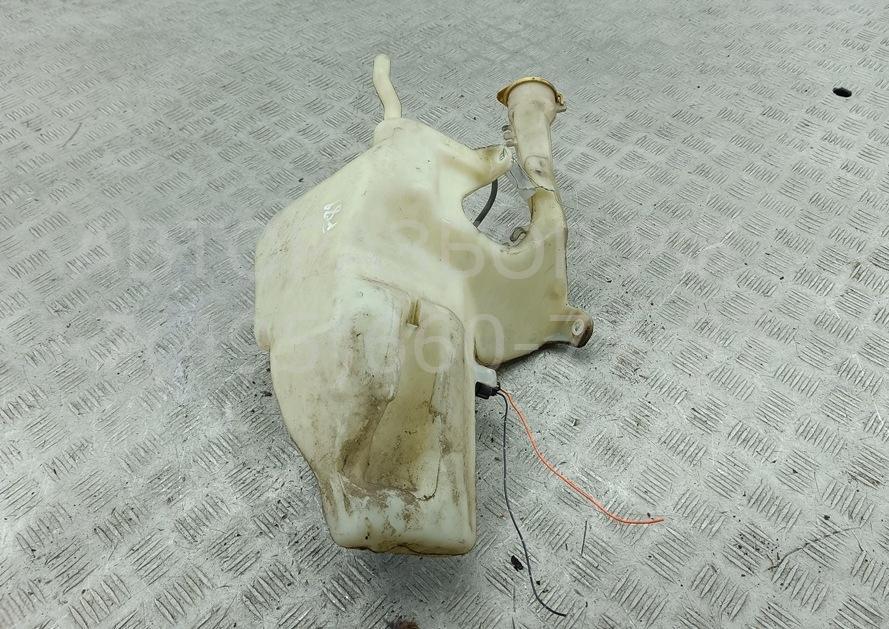 Бачок омывателя лобового стекла