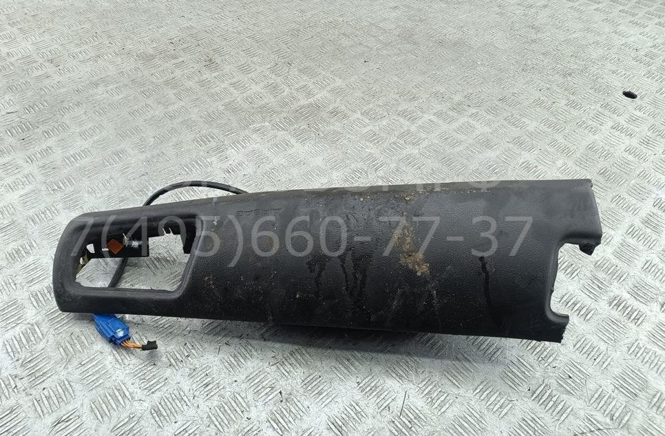 Подушка безопасности пассажирская (в торпедо)