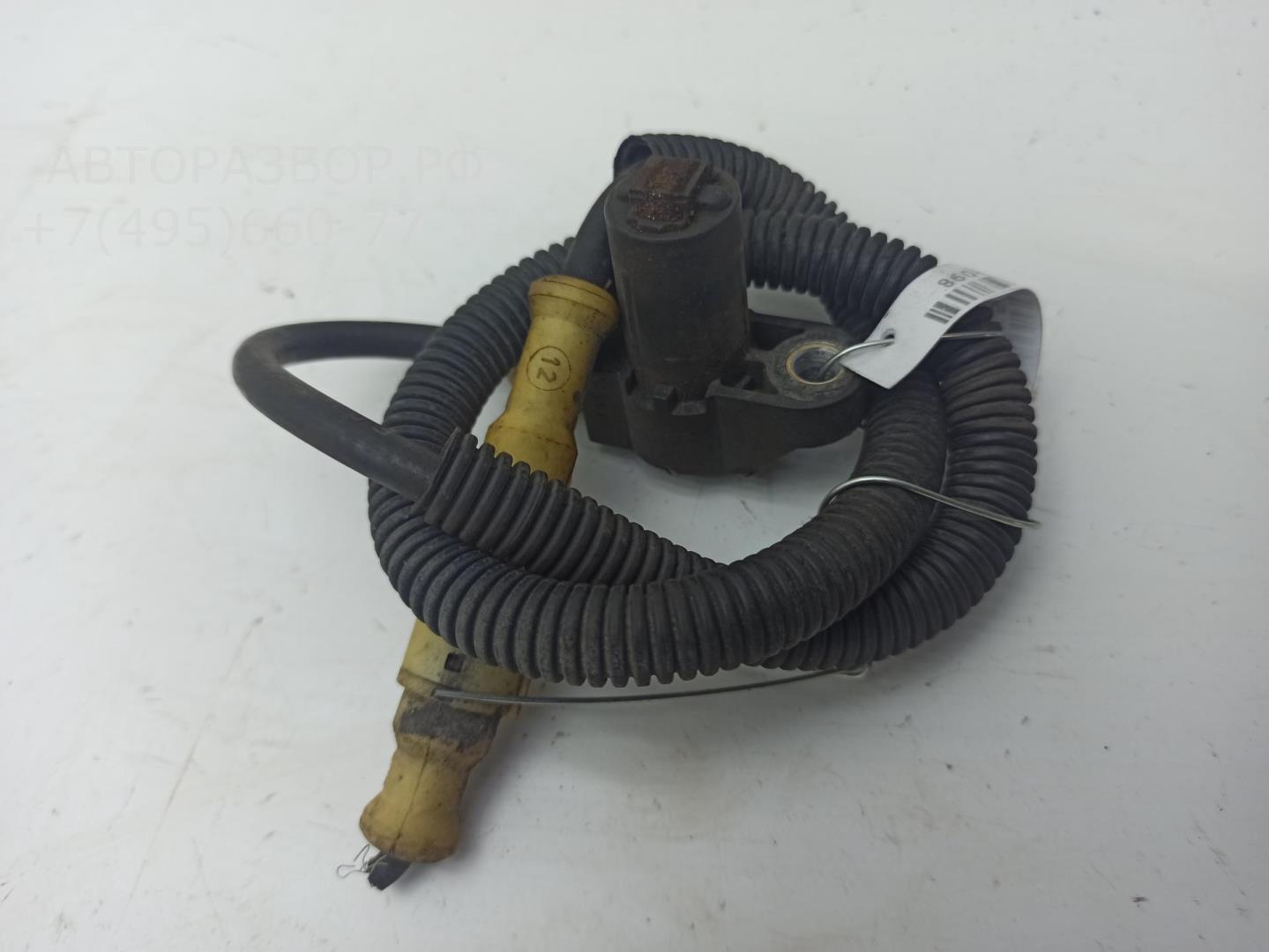 Датчик ABS передний