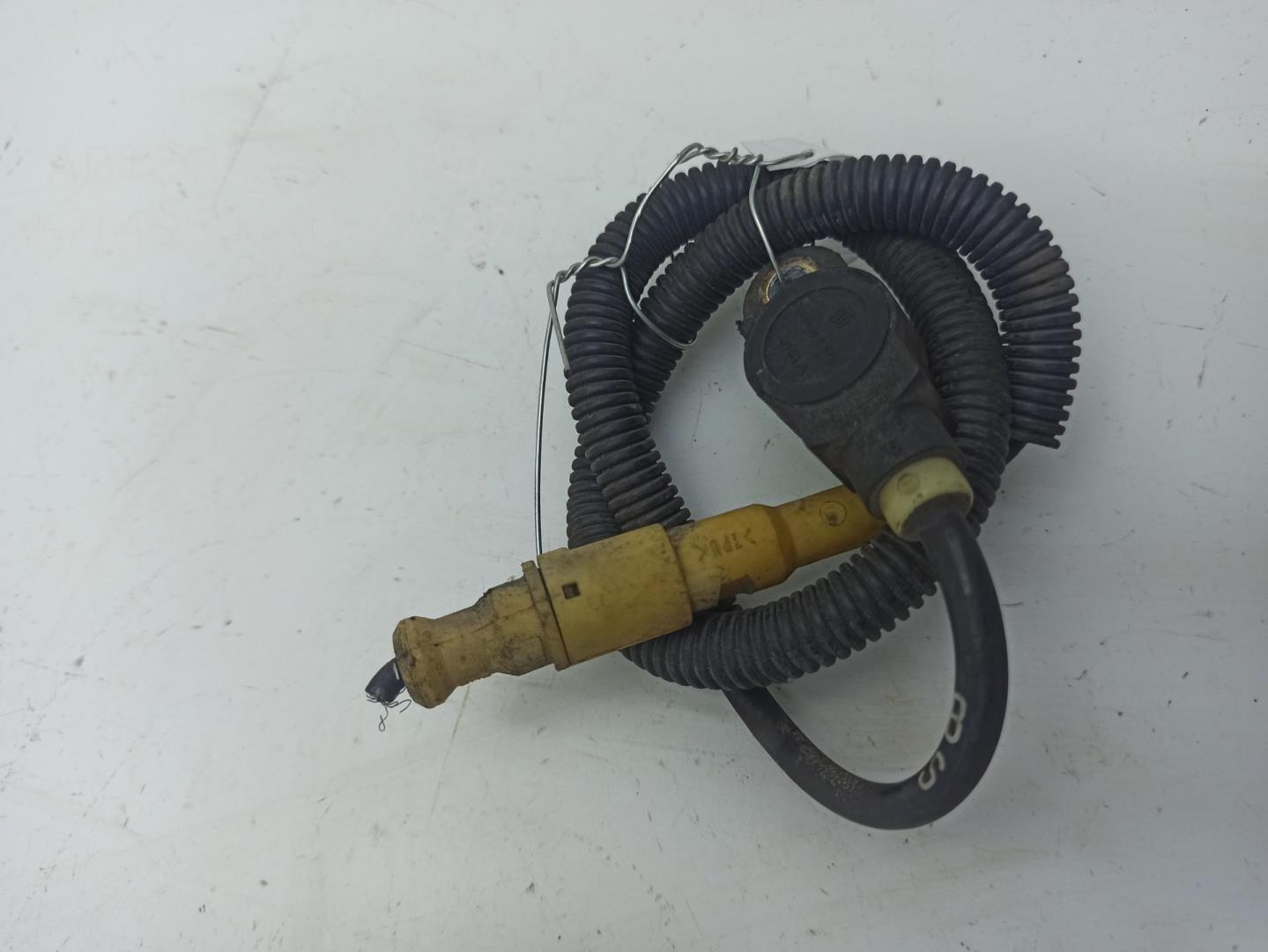 Датчик ABS передний