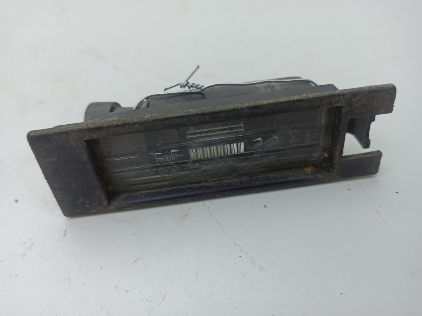 Фонарь подсветки номера