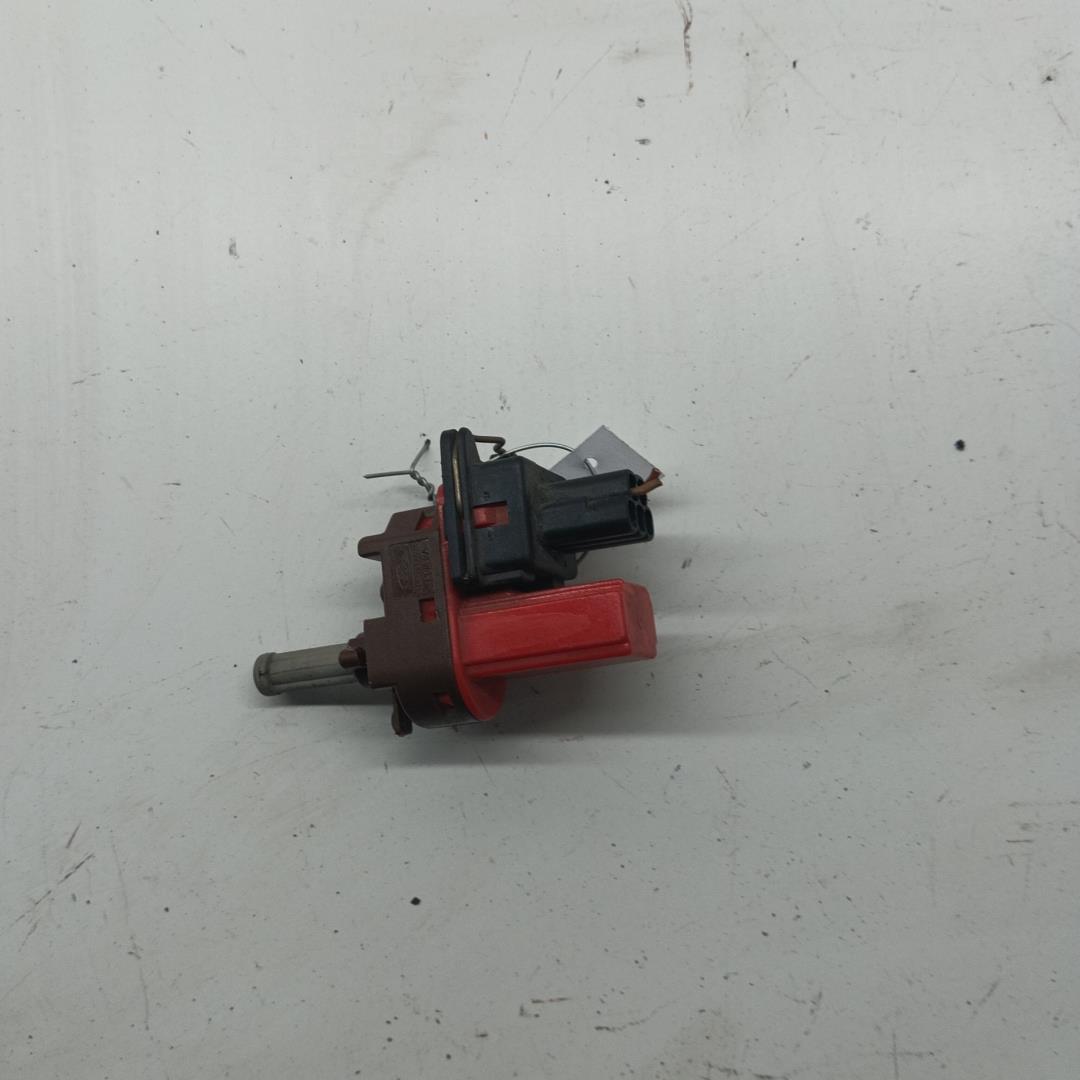 Датчик включения стопсигнала