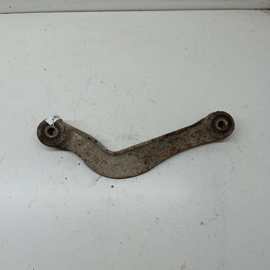 Рычаг задний правый