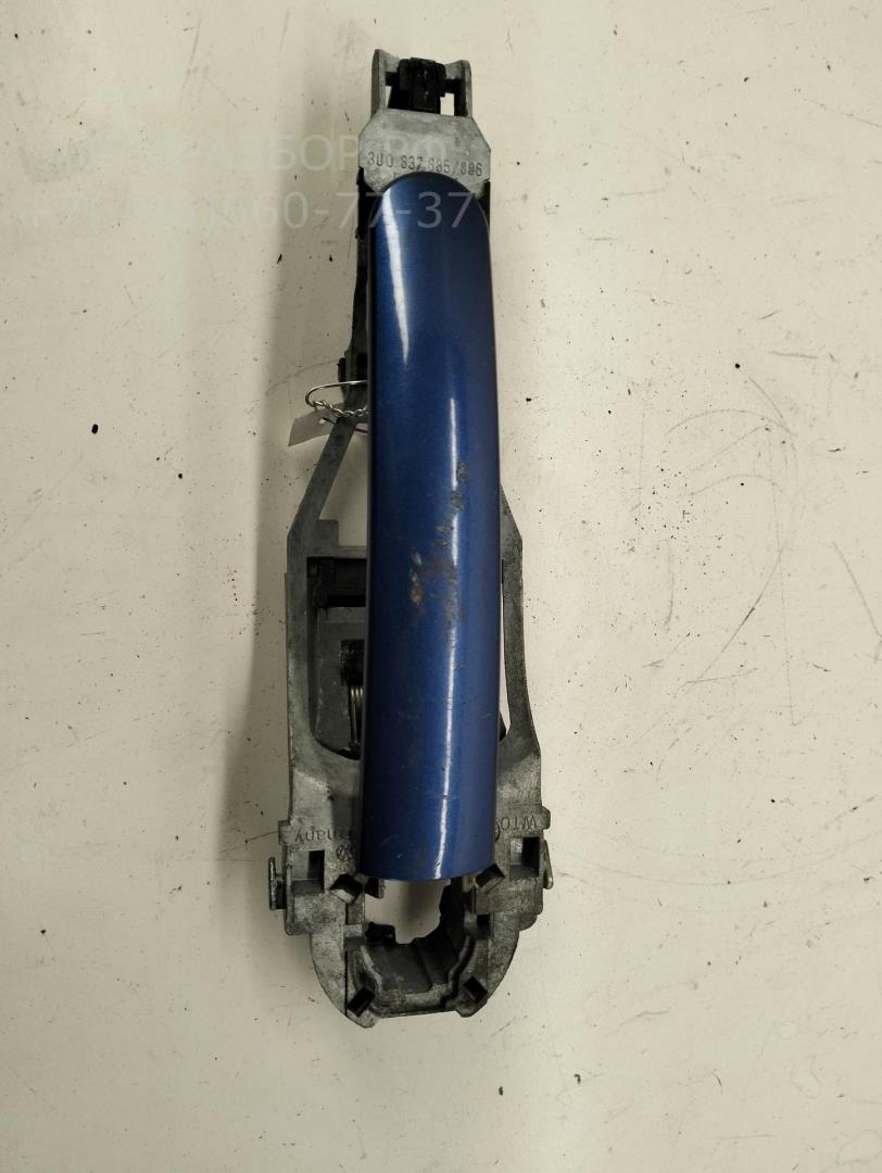 Ручка двери передней наружная правая