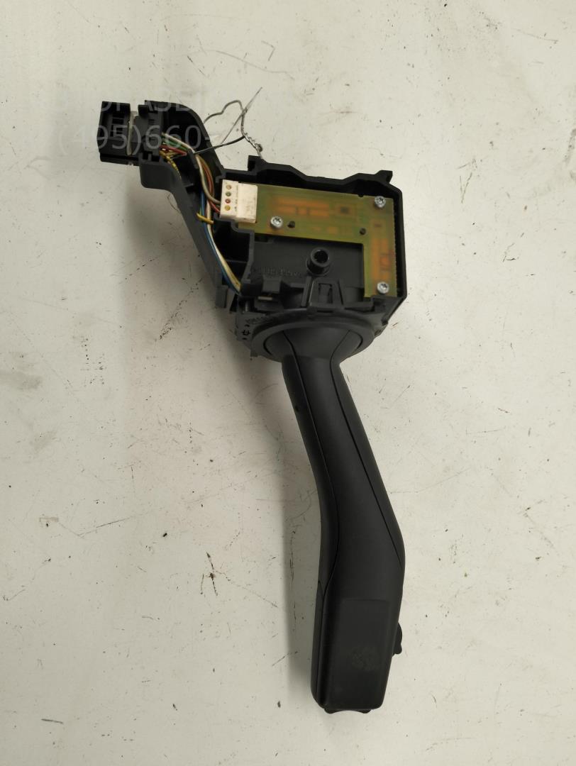 Переключатель поворотов подрулевой