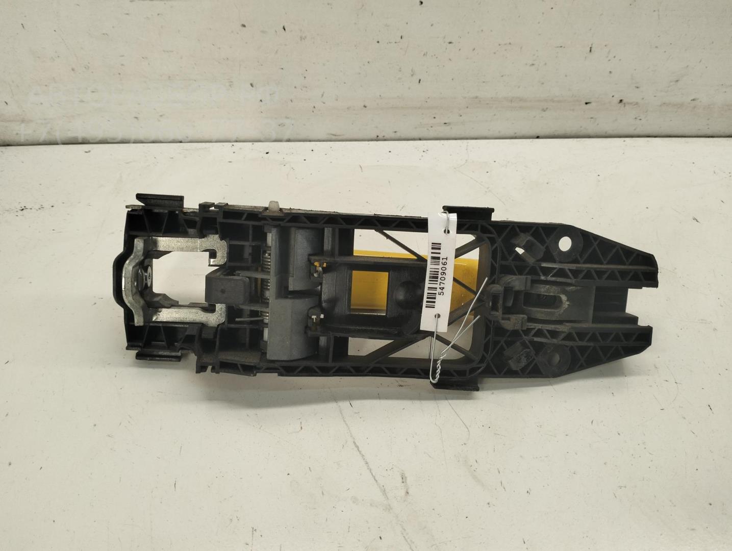 Ручка двери передней наружная левая