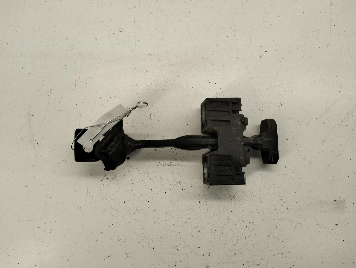 Ограничитель двери