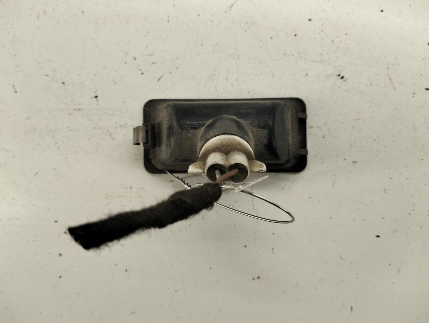 Фонарь подсветки номера