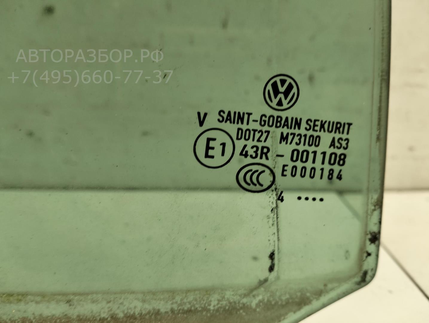 Стекло двери задней левой (форточка)