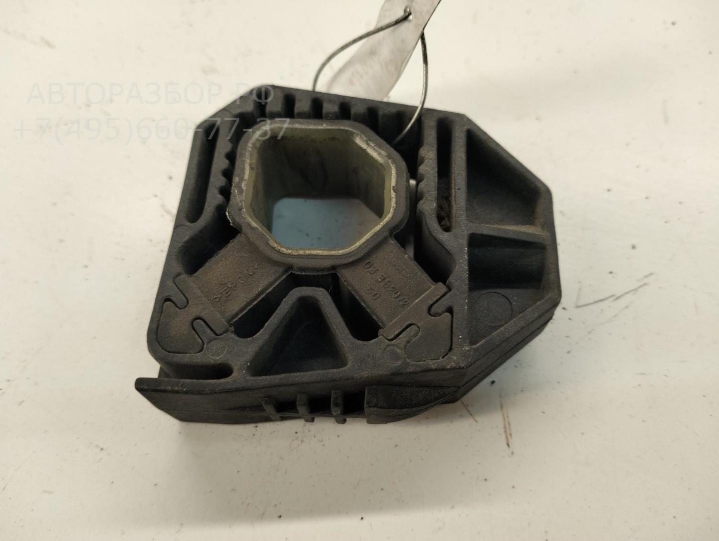 Кронштейн радиатора