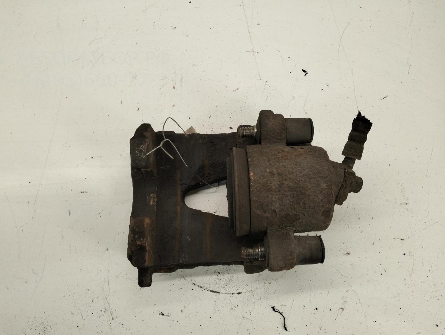 Суппорт передний левый