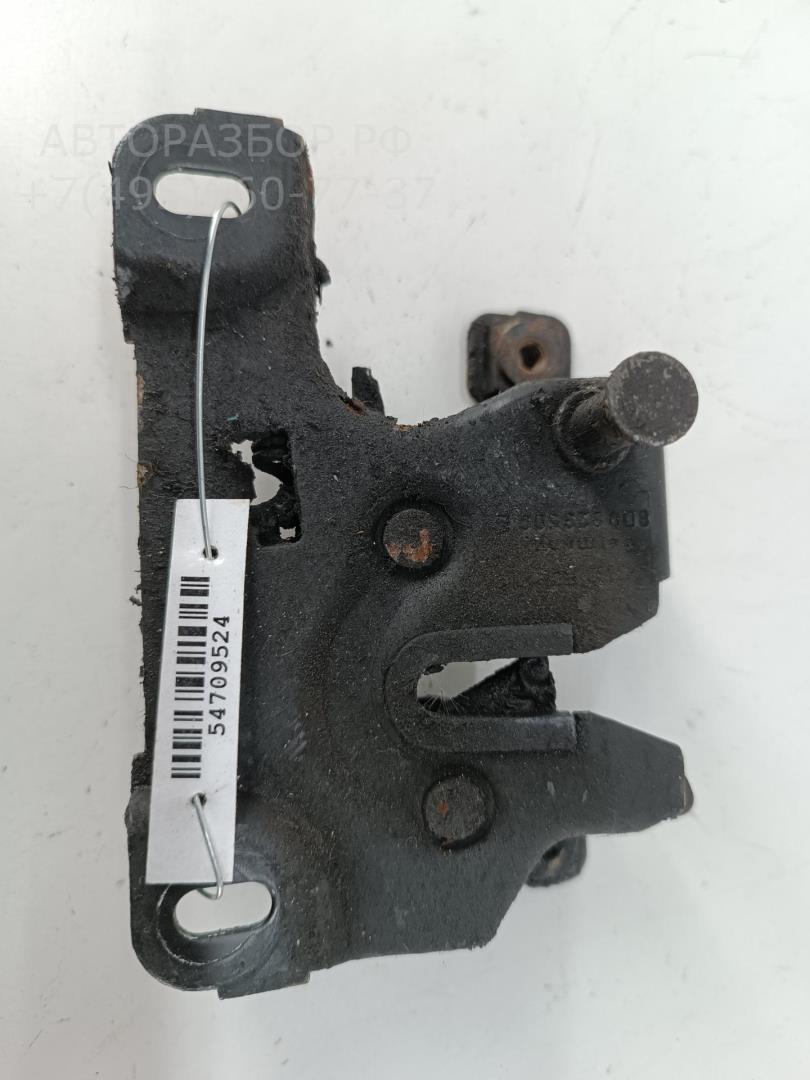 Замок капота