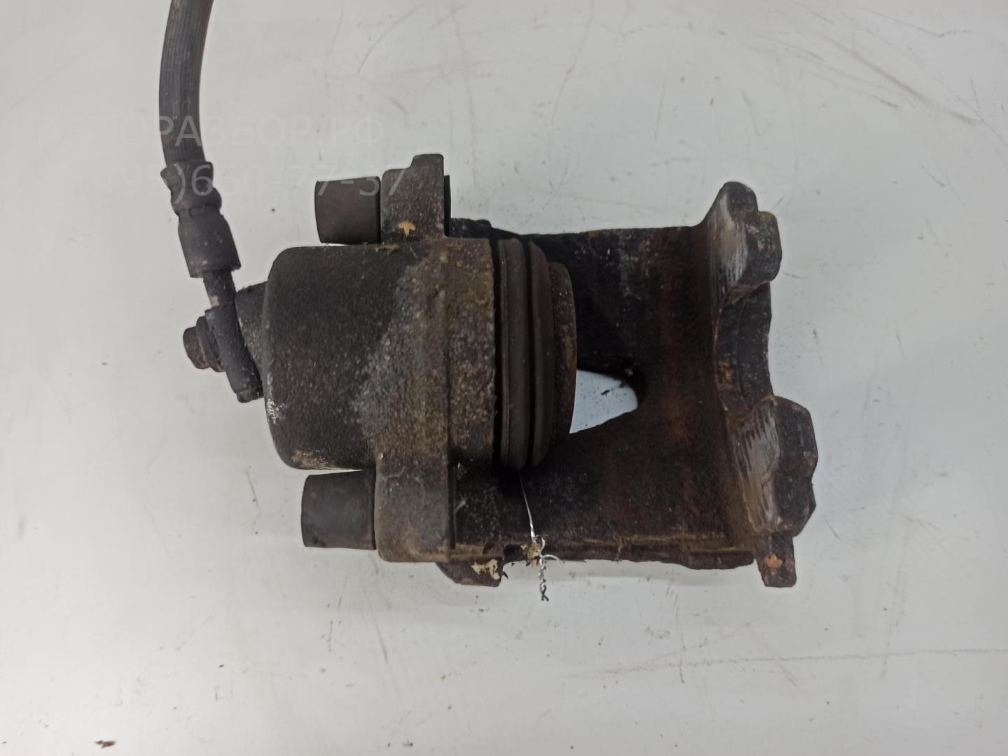 Суппорт передний правый