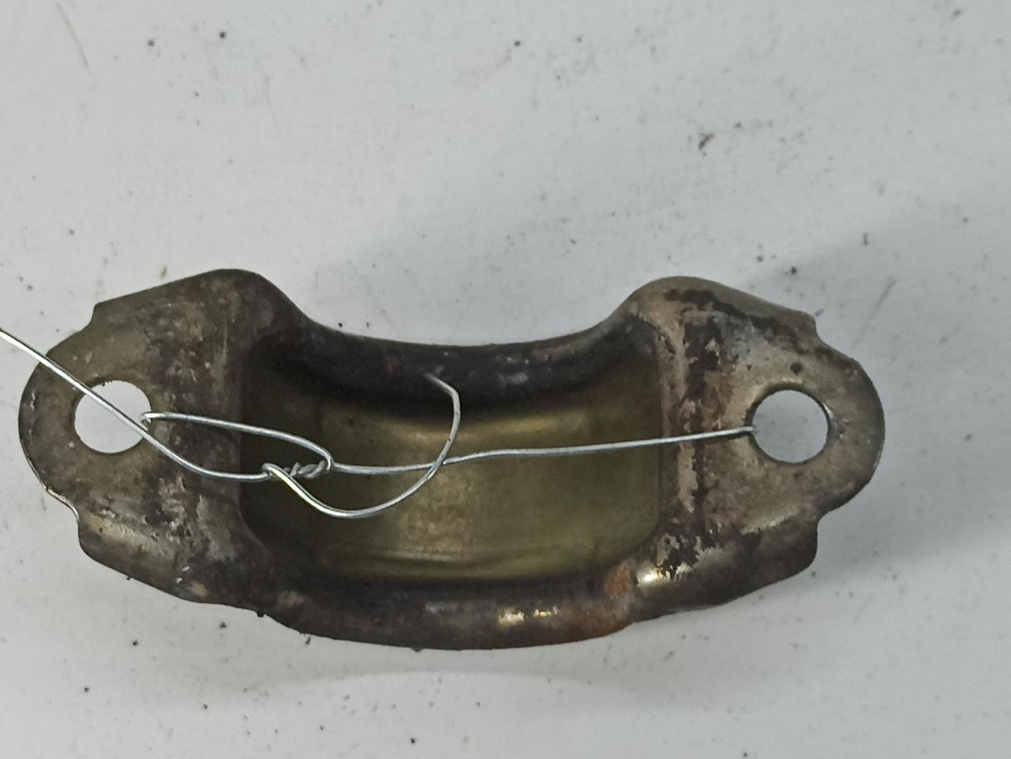 Крепление АКБ (корпус/подставка)