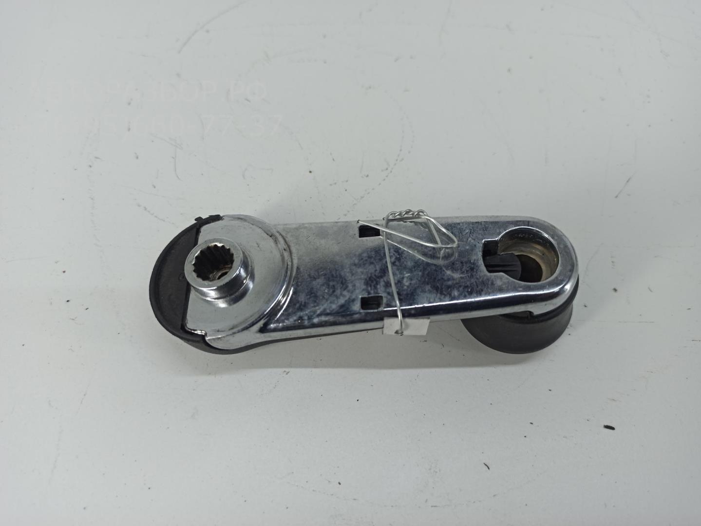 Ручка стеклоподъемника