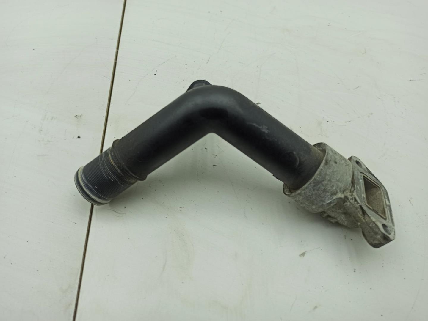 Трубка системы охлаждения