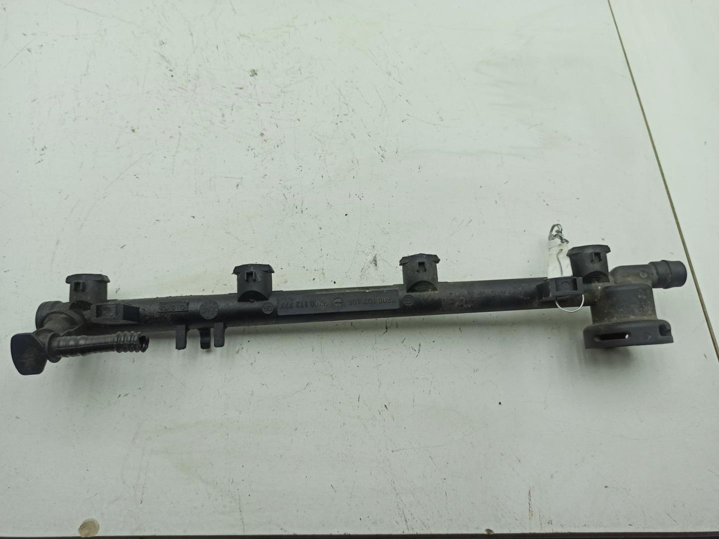 Рейка топливная (рампа)