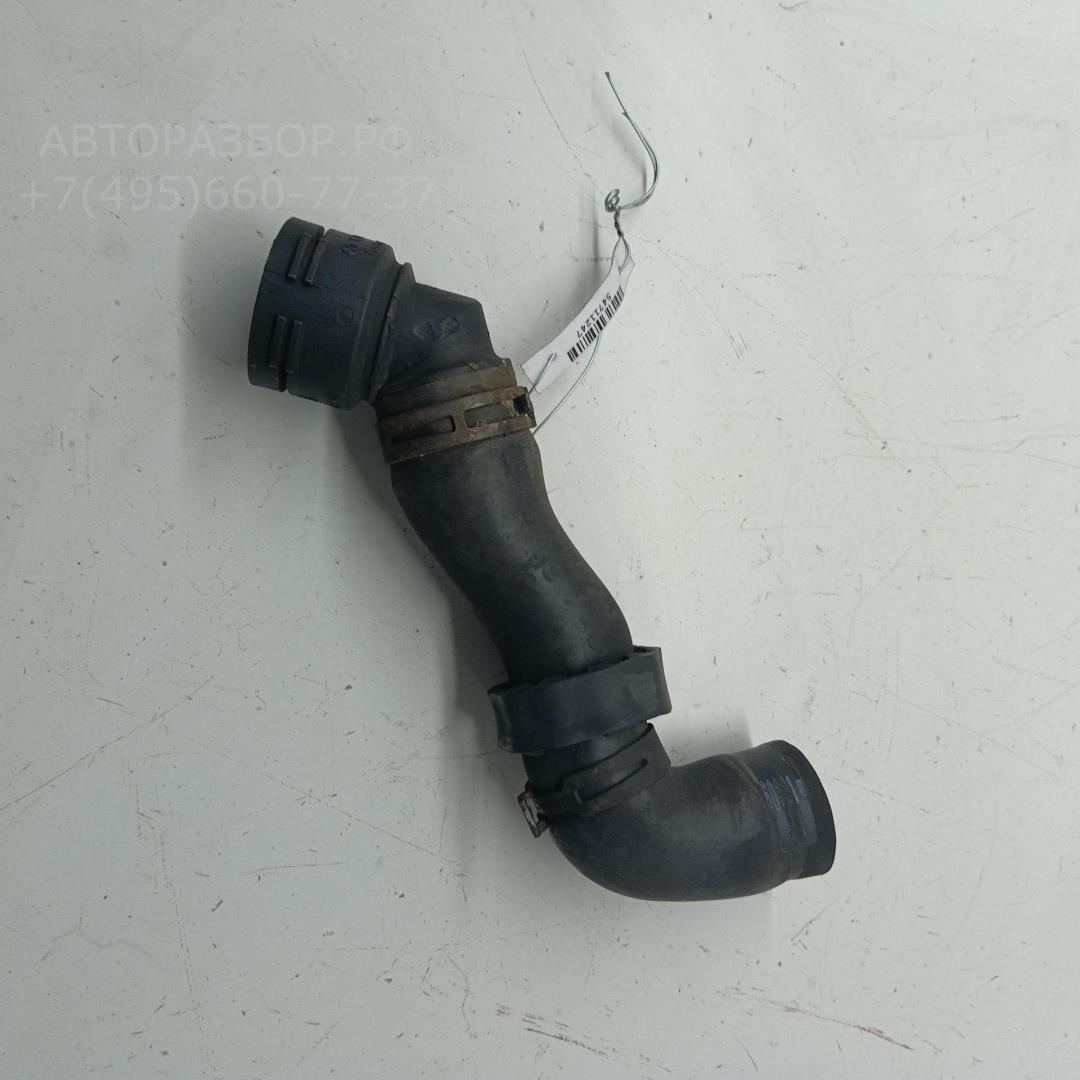 Патрубок радиатора