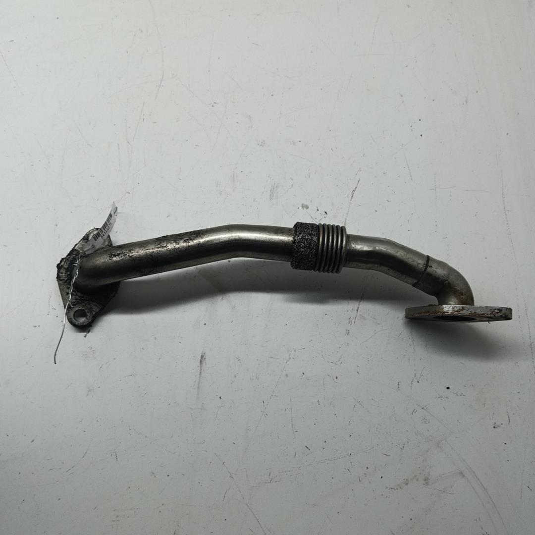 Трубка картерных газов