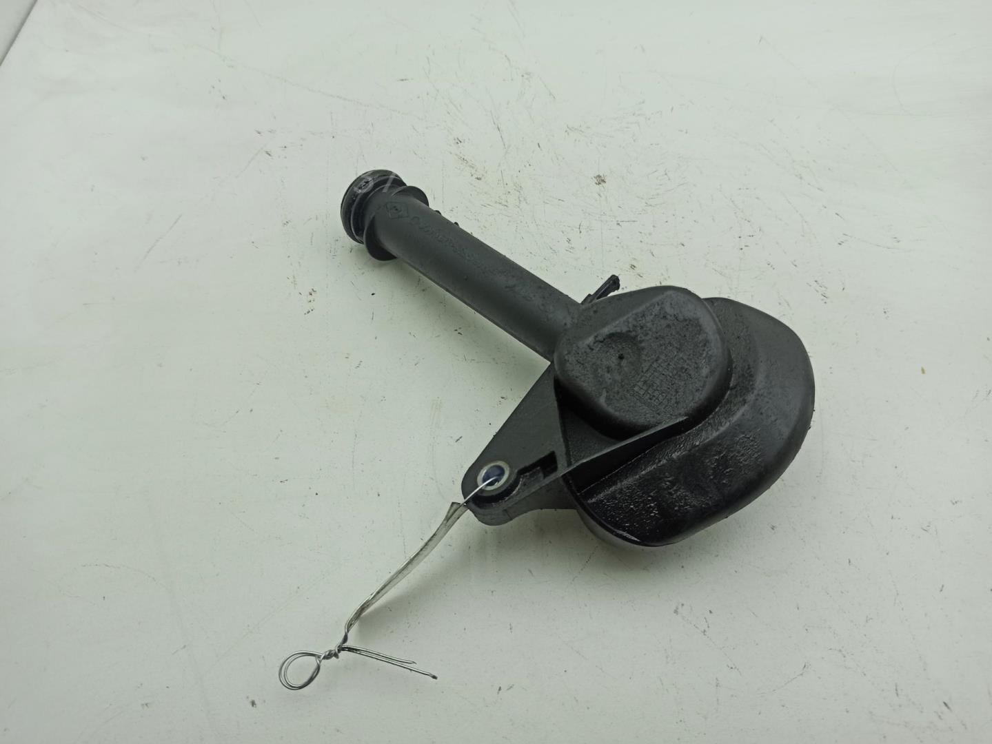 Маслозаливная горловина