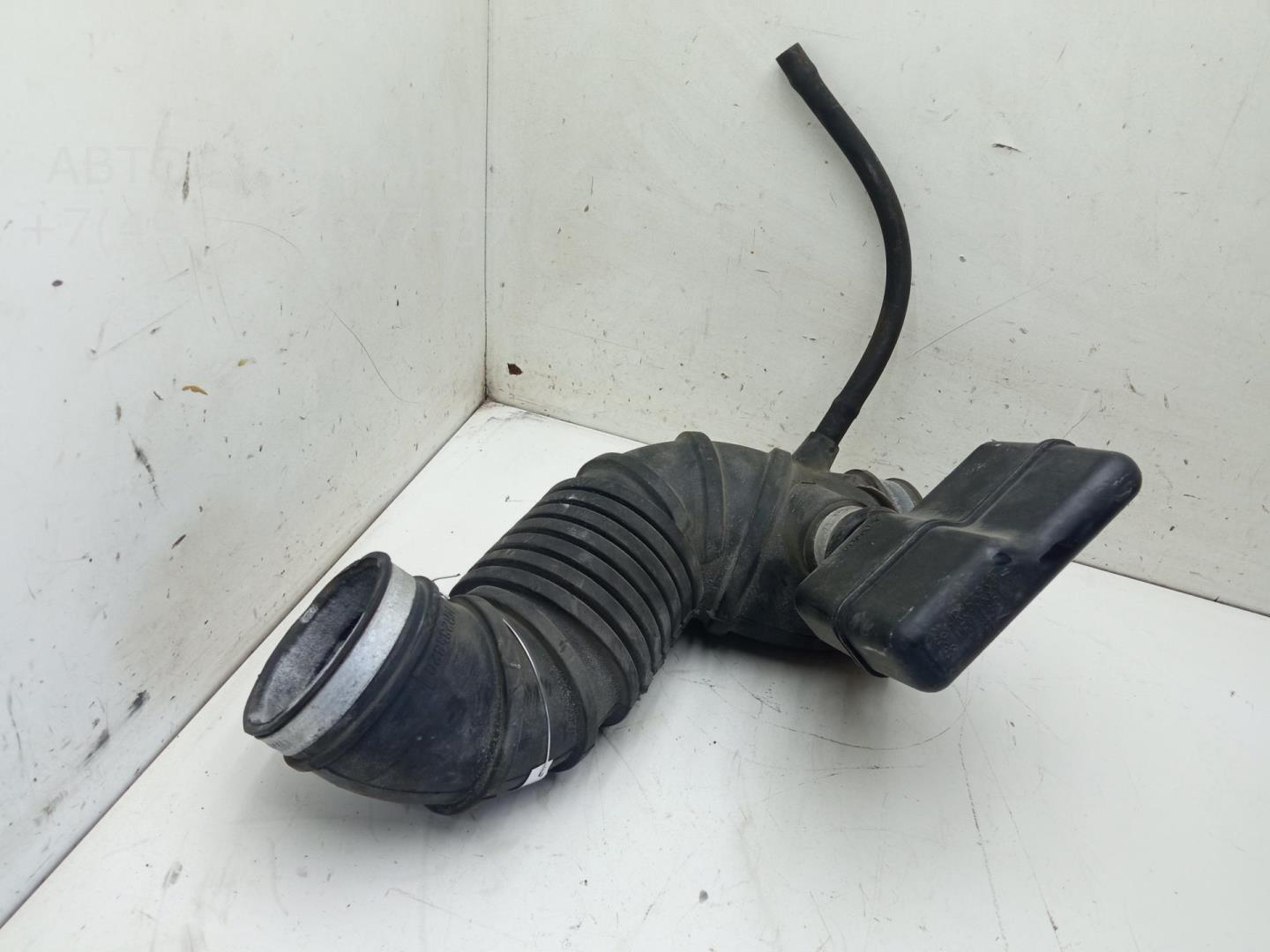 Трубка топливная