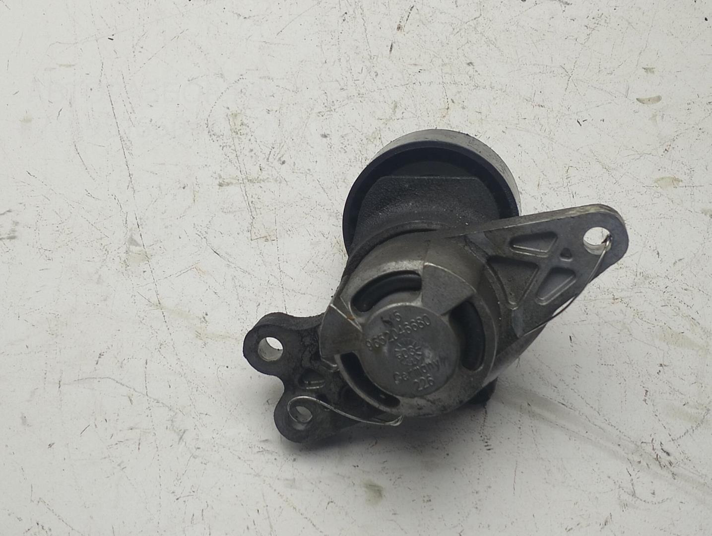 Механизм натяжения ремня ГРМ