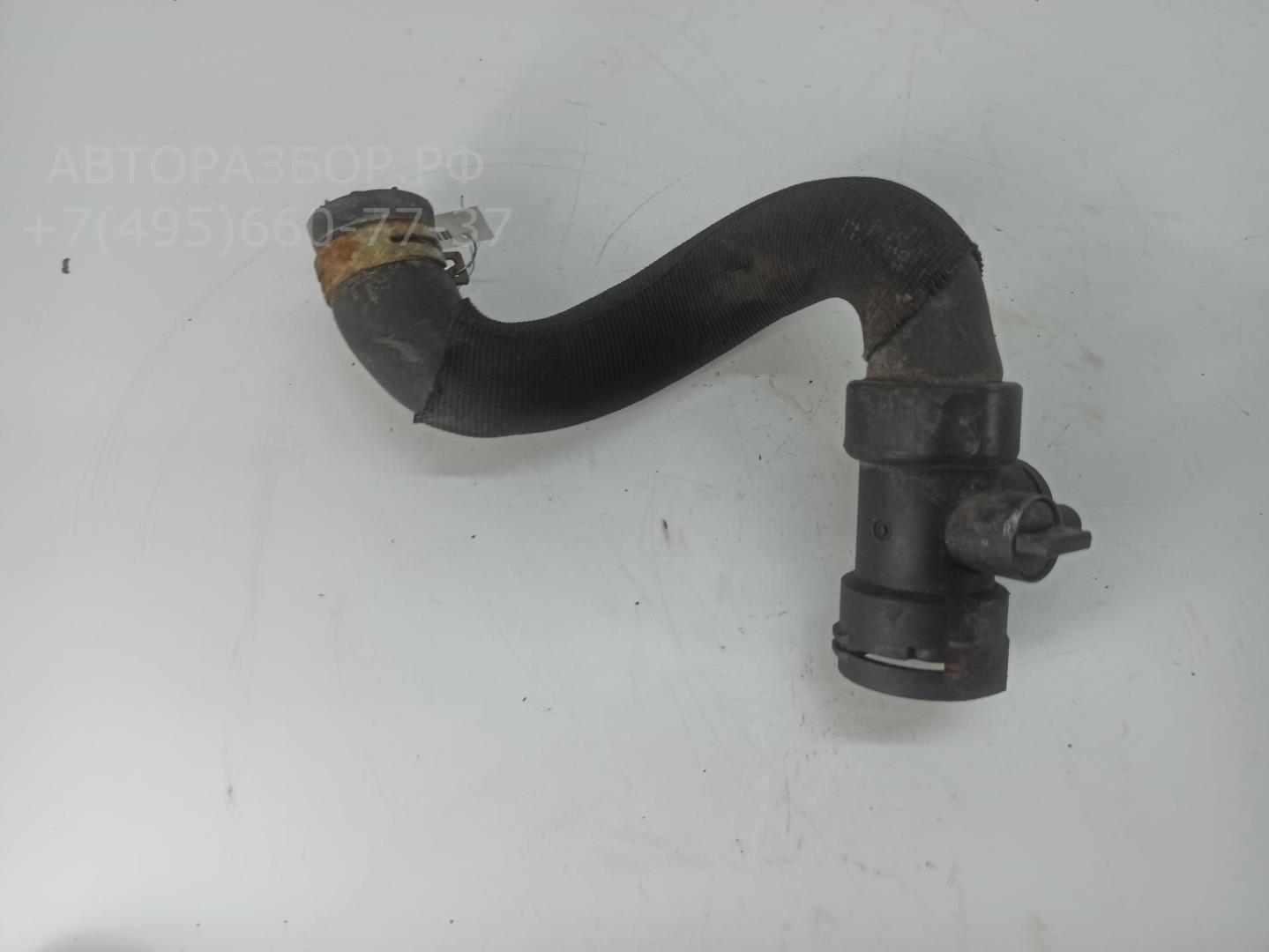 Патрубок радиатора