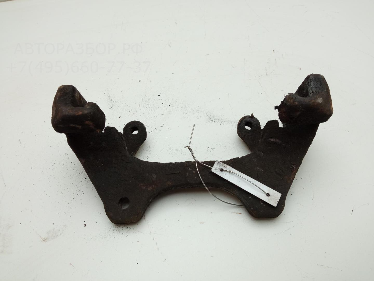 Скоба суппорта переднего